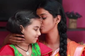 பாரதி கண்ணம்மா சீரியலில் வரும் குட்டி பெண்ணா இவர்?- தனது அப்பாவுடன் செய்த வேலையை பார்த்தீர்களா?