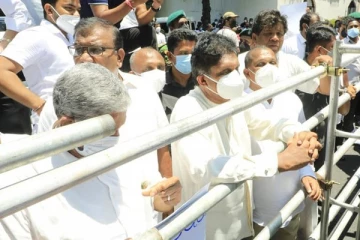 இடைக்கால அரசுக்கு சஜித், சம்பந்தன்,  அநுர மறுப்பு!