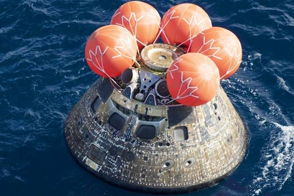பூமிக்கு திரும்பியது நாசாவின் ஓரியன் விண்கலம்! | Nasa S Orion Spacecraft Has Returned To Earth