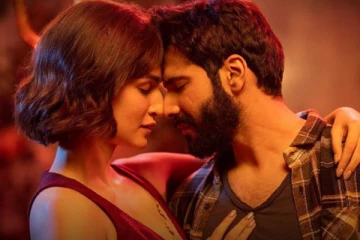 காடுன்னா திரில்லு தானடா: வருண் தவான் நடிக்கும் 'பெடியா' (ஓநாய்) படத்திலிருந்து இந்த ஆண்டின் கலகலப்பான பாடல்