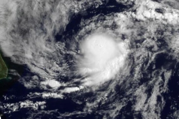 ගේබ්‍රියෙල් දැඩි බලපෑම් එල්ල කරයි - හදිසි තත්ත්වය මැද කාළගුණ විද්‍යා අංශ රතු නිවේදනයක් ද නිකුත් කරයි.. පාසල්, ගමනාගමනත් වැසෙයි.. (විදෙස්)