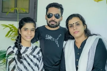 மீண்டும் தந்தையான நடிகர் கின்னஸ் பக்ரு.. பிறந்த குழந்தையுடன் அவர் வெளியிட்ட புகைப்படம்