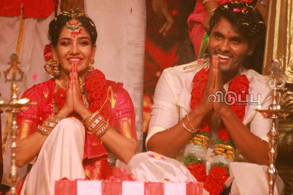 திருமண கோலத்தில் நடிகை பாவனி - அமீர்!! ரசிகர்கள் ஷாக் கொடுத்த புகைப்படங்கள்.. | Pavani Reddy Birthday Post For Her Lover Marriage