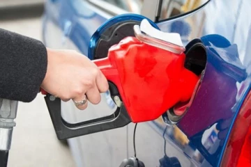 எரிபொருள் விலை குறித்து வெளியான விசேட அறிவிப்பு!