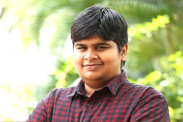 விஜய்க்கு 2ம் முறை கதை சொல்லும் முக்கிய இயக்குனர்! ஓகே சொல்வாரா? | Karthik Subbaraj To Narrate Story To Vijay