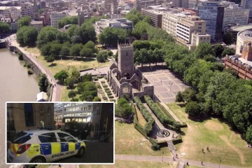 பிரித்தானியாவில் நகர மையத்தில் நடந்த கத்திக்குத்து: இளைஞர் ஒருவருக்கு நேர்ந்த சோகம்