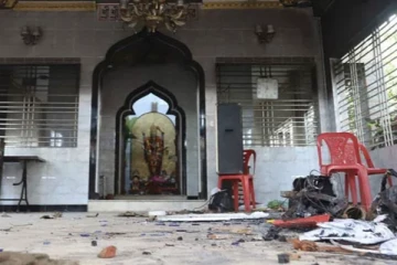 இந்துக் கோவில் உடைப்பு! வங்க தேசத்தில் மூண்டது களேபரம் - குவிக்கப்பட்ட படையினர்