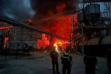 நெருப்பு கோளமான ரஷ்ய எண்ணெய் சுத்திகரிப்பு நிலையங்கள்... போர் அபாயத்தில் ஐரோப்பா