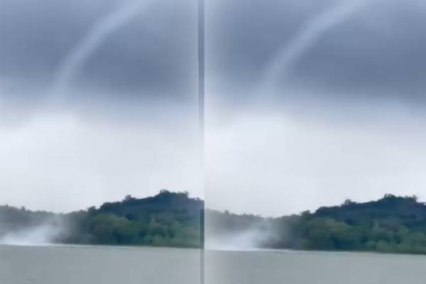 மட்டக்களப்பு குளத்தில் அதிசயம் ; சமூக வலைதளத்தில் வைரலாகிய காணொளி | Miracle At Kithulu Lake Batticaloa Video Viral மட்டக்களப்பு குளத்தில் அதிசயம் ; சமூக வலைதளத்தில் வைரலாகிய காணொளி | Miracle At Kithulu Lake Batticaloa Video Viral