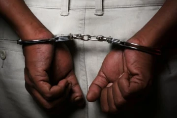 රුපියල් කෝටි ගණනක කොකේන් සමඟ ඇන්ගෝලා කාන්තාවක් කටුනායකදී රේගු දැලේ