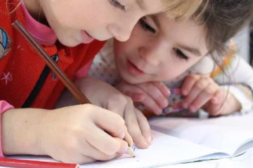 சுவிட்சர்லாந்தில் சிறுபிள்ளைகள் பயிலும் பள்ளியில் Omicron வகை கொரோனா பரவல்?