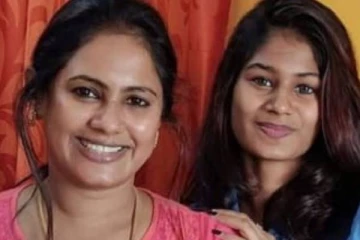 யார் கூடயும் தப்பு பண்ணல, கெடுக்கல!! மகள் முன்பே வெளிப்படையாக பேசிய நடிகை ரேகா..