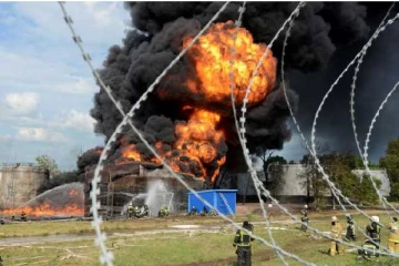 உக்ரைன் அதிரடி தாக்குதல் : பற்றி எரியும் ஆயுத களஞ்சியம்: ரஷ்யாவில் அவசரநிலை பிரகடனம்