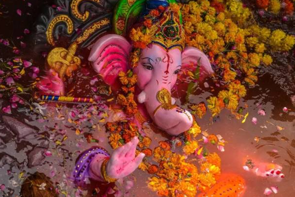 விநாயகர் சதுர்த்தி வழிபாட்டை இப்படி செய்யுங்கள்... வாழ்நாள் முழுவதும் உங்களுக்கு தடைகளே வராது | Ganesha Chaturthi Worship No Obstacles Your Life