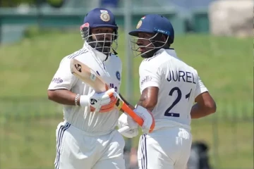 පන්ට් සහ ජුරෙල්ගෙන් අර්ධ ශතක – දිවා ආහාරයට තරගය නතර කරන විට ඉන්දියාව ප්‍රබල තත්ත්වයක [LIVE VIDEO]