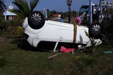 வேகக்கட்டுப்பாட்டை இழந்த கார் விபத்து! இளம் குடும்பஸ்தர் ஒருவர் பலி (Photo)
