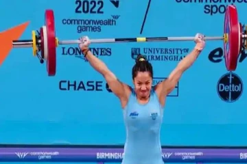 காமன்வெல்த் 2022 போட்டியில் சாதனையுடன் இந்தியாவிற்கு முதல் தங்கம் வென்ற மீராபாய் சானு