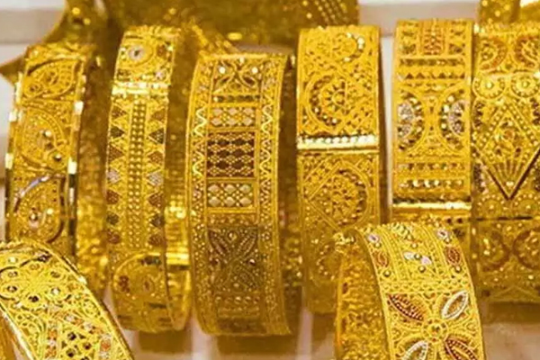 தங்கப் பிரியர்களுக்கு மகிழ்ச்சித் தகவல் - சடுதியாக வீழ்ச்சியடைந்த விலை! | Gold Price In Sri Lanka World Market Price Today
