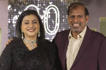 மகனின் 20-வது பிறந்தநாள்.. நடிகை ரோஜா எப்படி கொண்டாடியுள்ளார் தெரியுமா? இதோ பாருங்க