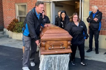 128 ஆண்டுகளாக மம்மியாக பதப்படுத்திவைக்கப்பட்ட திருடனின் உடல் அடக்கம்