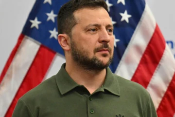 பதவி விலக தயாராகும் உக்ரைன் ஜனாதிபதி