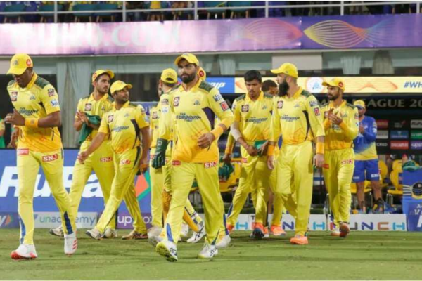 இனி IPL விளையாட வாய்ப்பே இல்லையா..? CSK வீரருக்கு வந்த சோதனை..? - தமிழ்நாடு