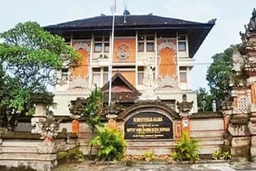 இந்தோனேசியாவில் முதல் இந்துப் பல்கலைக்கழகம்