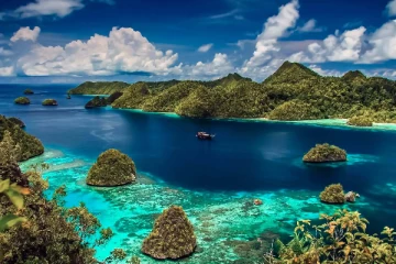 இயற்கையின் கோர தாண்டவம்; மண்ணில் உயிருடன் புதைந்த 2,000 இற்க்கும் அதிகமானோர்