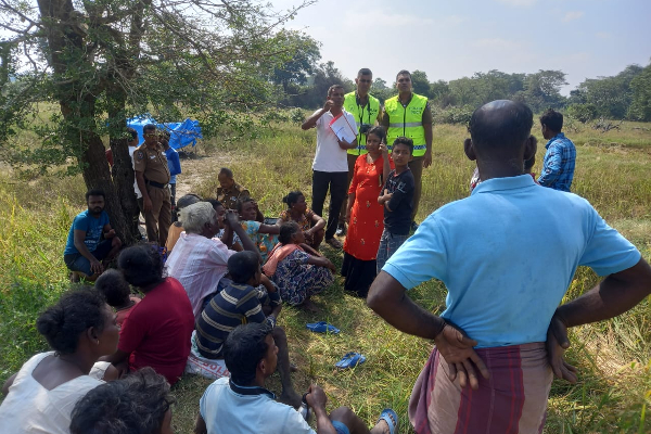 துப்பாக்கியை காட்டி அச்சுறுத்திய கருணா? ஒருவர் பலி; அச்சத்தில் பொதுமக்கள்!  - ஜே.வி.பி நியூஸ்