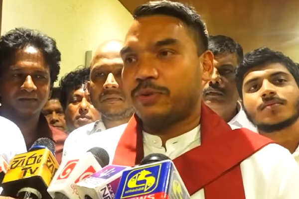 திடீரென வைத்தியசாலையில் மகிந்த.. காரணத்தை வெளிப்படுத்திய நாமல்! | Reason For Mahinda Hospitalization