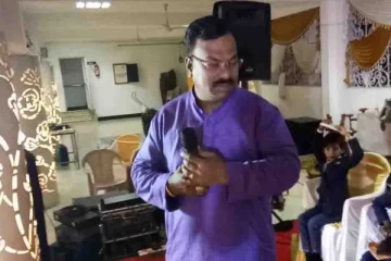 ஒவ்வொரு பூக்களுமே பாடல் புகழ் கோமகன் கொரோனாவுக்கு பலி