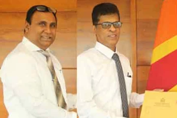 රජයේ ආයතන දෙකක මුල් පුටුවල වෙනසක්
