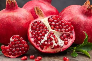 மூளைக்கு வலு சேர்க்கும் மாதுளையின் மகிமை...தவறவிட்ராதீர்கள்