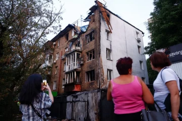 உக்ரைன் மீது ரஷ்யா மீண்டும் ட்ரோன் தாக்குதல்: நகரெங்கிலும் பற்றியெரியும் தீ