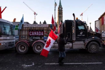 கனடா பாராளுமன்ற வளாகத்தில் உயர் பாதுகாப்பு: தயார் நிலையில் தேசிய பாதுகாப்பு படைகள்