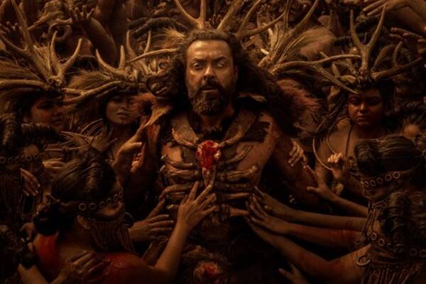 10 ஆயிரம் பேரை கொண்டு வந்த சிறுத்தை சிவா, பாகுபலியையே மிஞ்சும் கங்குவா | Kanguva Movie New Update