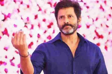 57 வயதிலும் கலக்கும் நடிகர் விக்ரமின் சொத்து மதிப்பு எவ்வளவு தெரியுமா?... அட இத்தனை கோடியா?