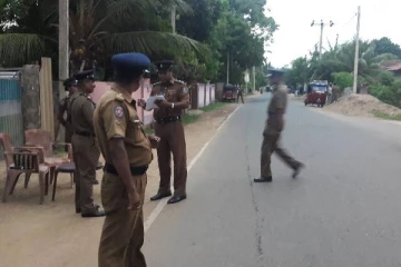 யாழில் பேருந்துக்காக காத்திருந்த பெண்ணுக்கு நேர்ந்த அதிர்ச்சி சம்பவம்!