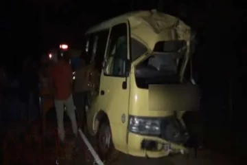 A9 வீதியில் அதிகாலையில் நேர்ந்த விபத்து ; 14 பேர் காயம்