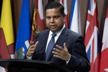 முன்னாள் போராளியின் குடிவரவு தொடர்பில் கனடா பாதுகாப்பு அமைச்சர் அலுவலகம் விசாரணை?