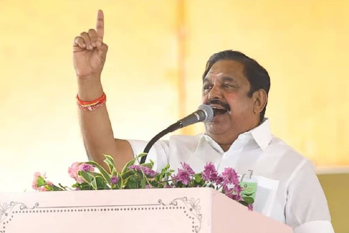 நாம் தமிழர் நிர்வாகி கார்த்திகா கைது; தவெக அரசுக்கு திமுக, அதிமுக உள்ளிட்ட எதிர்க்கட்சிகள் கண்டனம் | Opposition Parties Condemn For Arrest Ntk Karthika