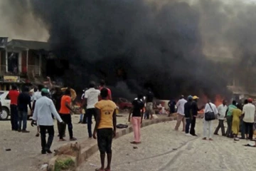 நைஜீரிய மசூதியில் பயங்கர தாக்குதல் : 18 பேர் பலியான பரிதாபம்