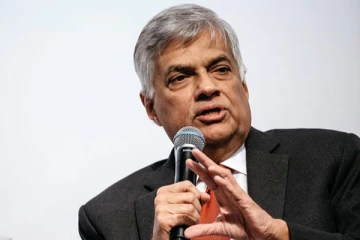 சரியான முடிவுகளை எடுத்தால் 2023 ஆம் ஆண்டுக்குள் பொருளாதாரத்தை ஸ்திரப்படுத்தலாம்! ரணில் ஆரூடம்