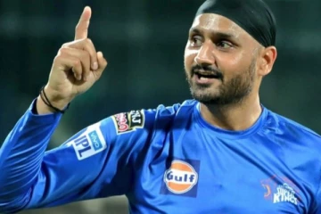 நம்ம ஊர்ல நம்மள அடிக்க எவனாலயும் முடியாது - பிரபல கிரிக்கெட் வீரர் ஹர்பஜன் சிங் உறுதி