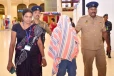 රතු නිවේදන වැදුණු මාටියා කටුනායක ගුවන්තොටුපොළේදී මාට්ටු - මැලේසියානු පොලිසියෙන් ලංකාවට පිටුවහල් කරලා