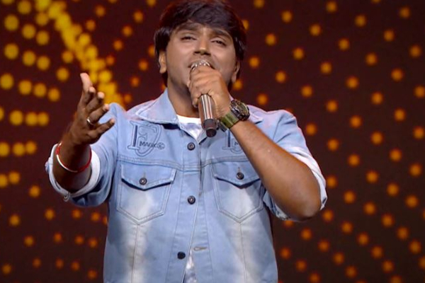 சூப்பர் சிங்கர் 9 நிகழ்ச்சியில் கண்ணீர்விட்டு அழுத பாடகி KS சித்ரா- இதனால் தான் அழுதாரா? | Singer Ks Chithra Cried In Super Singer Show