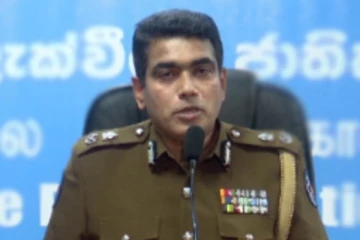 இலங்கை முழுவதும் களமிறங்கிய 16,894 பொலிஸ் அதிகாரிகள்! ஒரே நாளில் சிக்கிய 3,880 பேர்