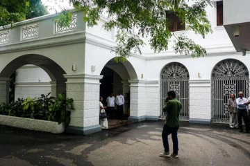 அலரி மாளிகை தாக்குதல் நபர்களை தேடி அதிரடி நடவடிக்கை