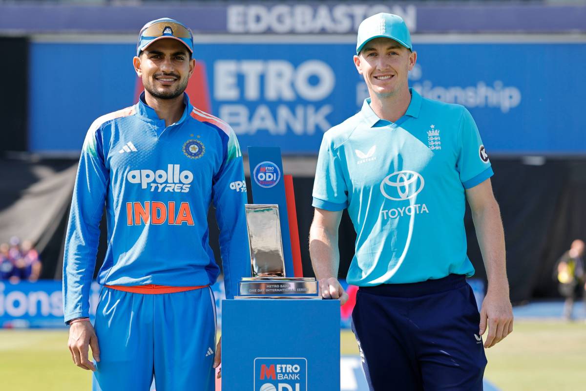 இங்கிலாந்தை வீழ்த்திய இந்தியா - சாதனை படைத்த சுப்மன் கில், அக்சர் படேல் | India Beats England By 6 Wickets In 1St Odi