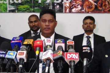 காணிகளை பகிர்ந்தளிக்கும் யோசனை பெருந்தோட்டத்துறையின் அழிவின் ஆரம்பமாக அமையும்: தயால் குமாரகே